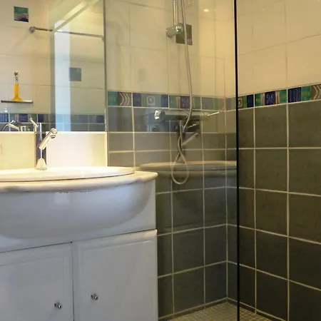 Superbe T3 44m² Avec Loggia Et Piscine, Parking Inclus, Face A La Mer, 2⭐️ - Fr-1-472a-229 Sete
